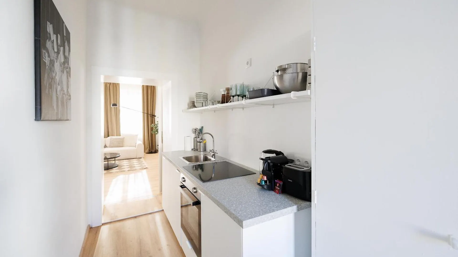Central Apartments - Hauptbahnhof Vienna Austria