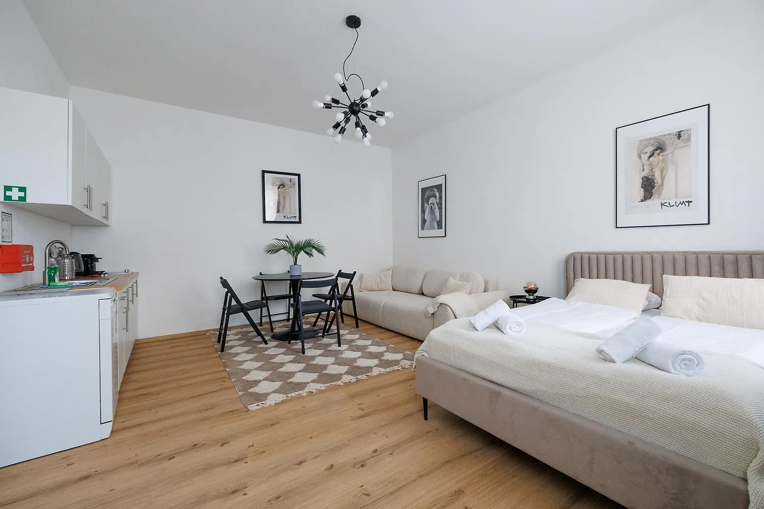 Central Apartments - Hauptbahnhof Vienna 0*,  Austria
