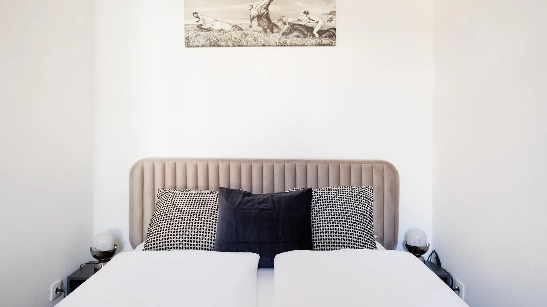 Central Apartments - Hauptbahnhof Vienna Austria
